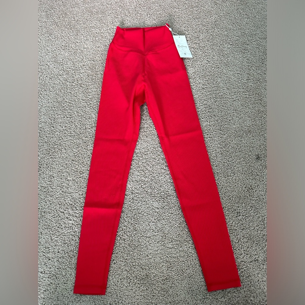 BuffBunny Vibrant Red Leggings